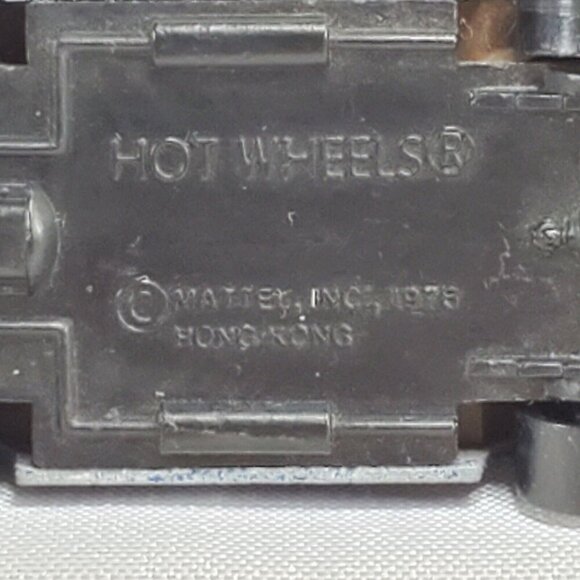 1976 Hot Wheels Scene Machines Series Combat Medic S.W.A.T. Van K-9 Unit Mattel - Picture 8 of 16